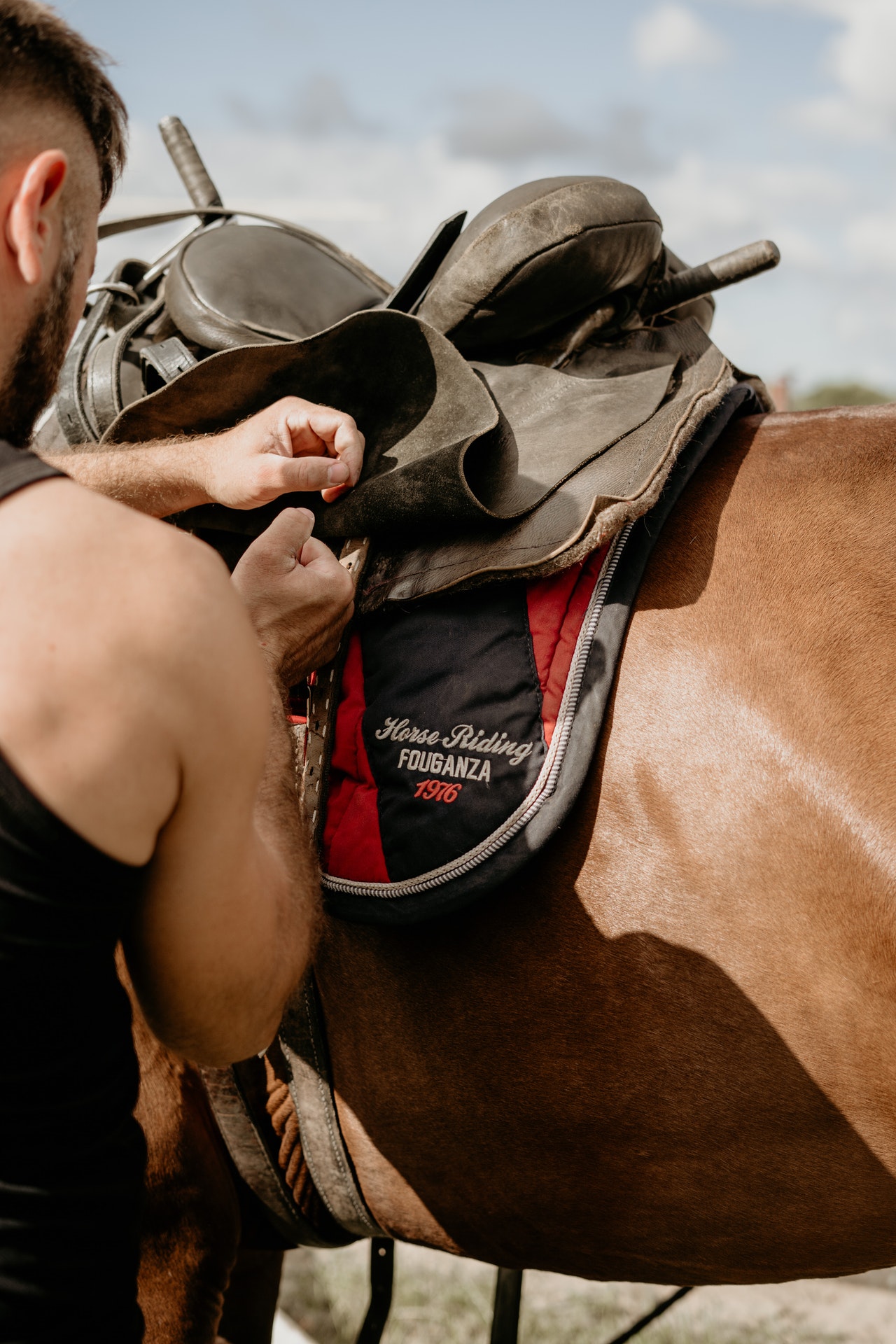 Equitation : quelles sont les caractéristiques d’une bonne selle western ?